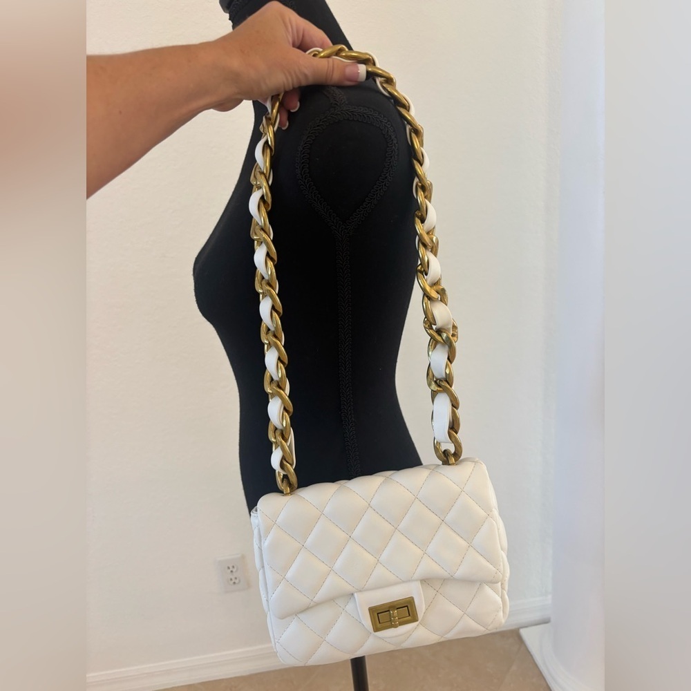 White Quilted Chain Shoulder Bag